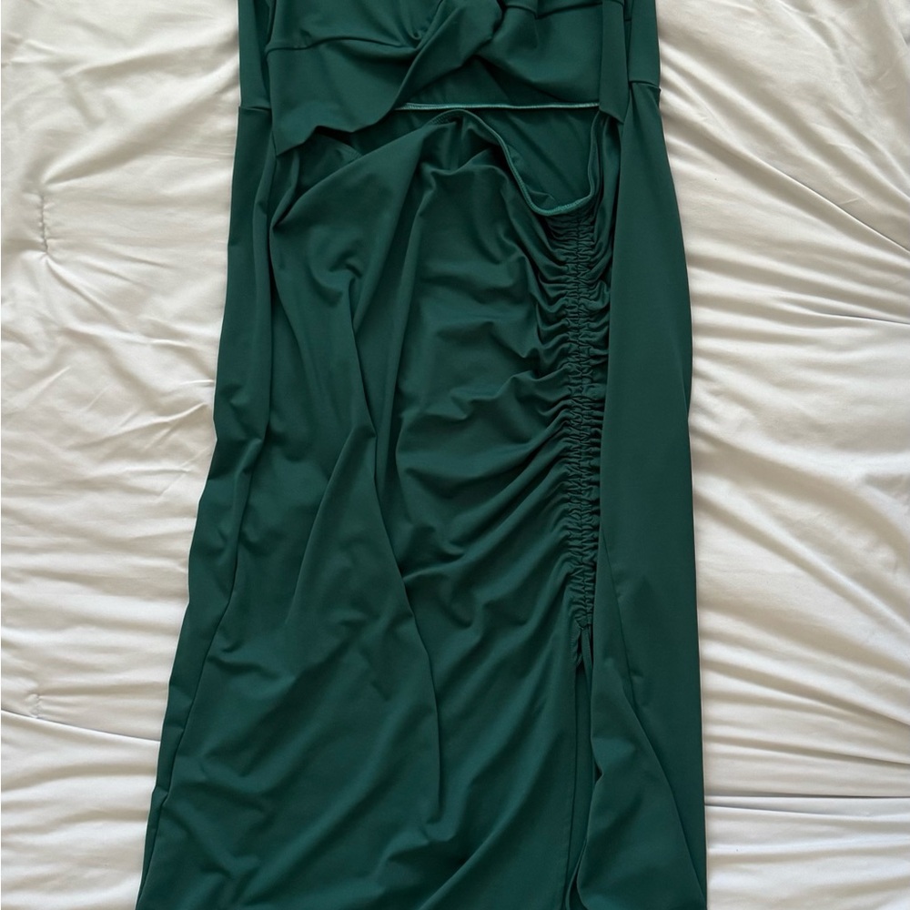 HALARA Round Neck Cut Out Ruched Drawstring Hem Bodycon Maxi Casual Dress